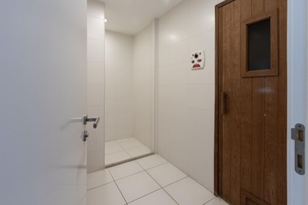 Apartamento à venda com 110m², 3 quartos e 3 vagas Apartamento à venda com 110m², 3 quartos e 3 vagasÁrea comum