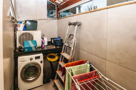 Apartamento à venda com 83m², 2 quartos e 2 vagasÁrea de Serviço