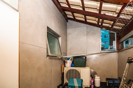 Apartamento à venda com 83m², 2 quartos e 2 vagasÁrea de Serviço