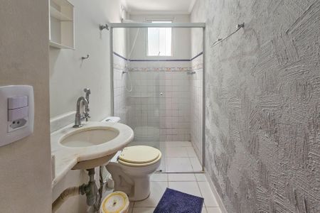 Apartamento para alugar com 70m², 2 quartos e 1 vaga Apartamento para alugar com 70m², 2 quartos e 1 vagaBanheiro