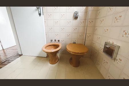 Apartamento à venda com 103m², 3 quartos e sem vagaBanheiro