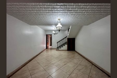 Sala de casa à venda com 3 quartos, 125m² em Jardim Caravelas, São Paulo