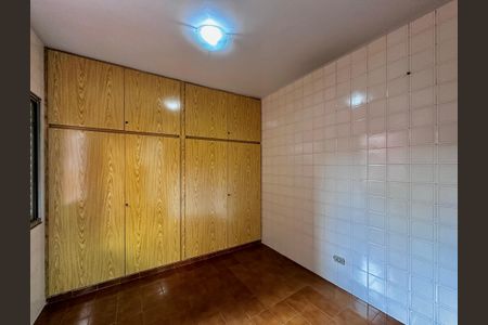 Casa à venda com 125m², 3 quartos e 2 vagasQuarto de Serviço