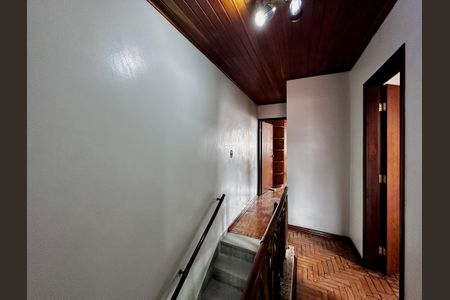 Casa à venda com 125m², 3 quartos e 2 vagasCorredor Quartos 