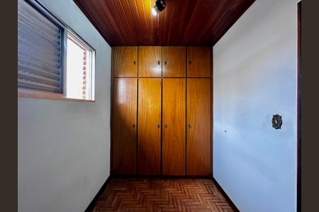 Casa à venda com 125m², 3 quartos e 2 vagasQuarto 2