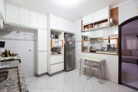 Casa à venda com 140m², 2 quartos e 1 vaga Casa à venda com 140m², 2 quartos e 1 vagaCozinha