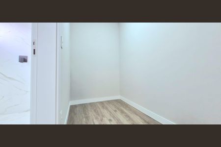 Closet de casa de condomínio à venda com 3 quartos, 525m² em Várzea, Lagoa Santa