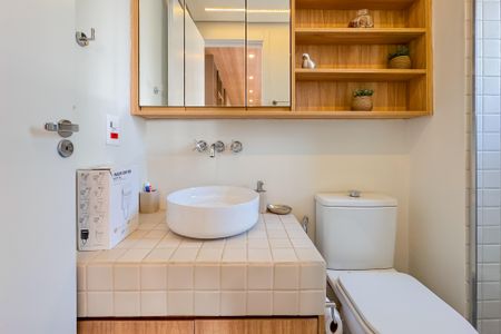 Studio para alugar com 26m², 1 quarto e sem vaga Studio para alugar com 26m², 1 quarto e sem vagaBanheiro