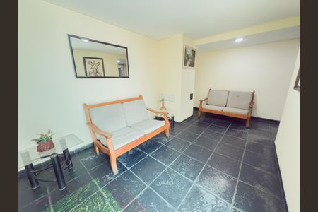 Apartamento à venda com 55m², 2 quartos e sem vagaÁrea comum