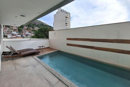 Apartamento à venda com 66m², 2 quartos e 1 vagaÁrea comum