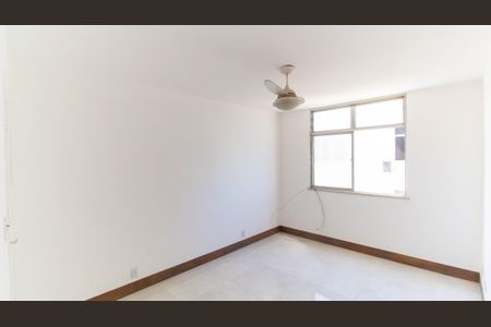Sala de apartamento à venda com 2 quartos, 60m² em Largo do Barradas, Niterói