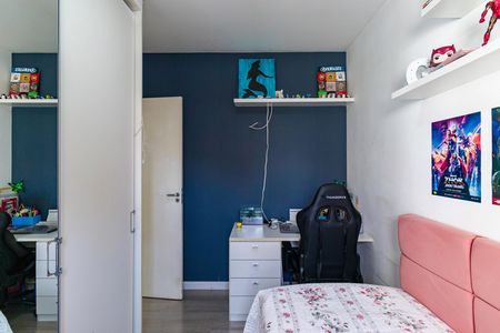 Apartamento à venda com 72m², 3 quartos e 2 vagasQuarto 02