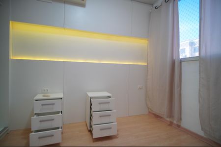 Quarto 1 de apartamento à venda com 2 quartos, 42m² em Operário, Novo Hamburgo