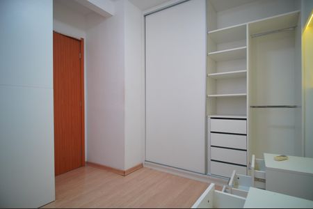 Quarto 1 de apartamento à venda com 2 quartos, 42m² em Operário, Novo Hamburgo