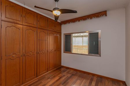 Casa à venda com 230m², 3 quartos e 10 vagasSuíte 1