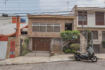 Casa à venda com 230m², 3 quartos e 10 vagasFachada