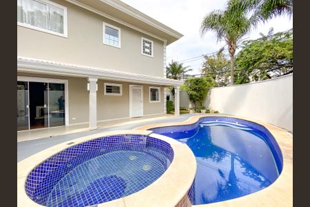 Casa à venda com 471m², 4 quartos e 3 vagasÁrea comum