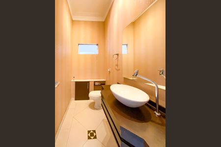 Casa à venda com 471m², 4 quartos e 3 vagasLavabo da Sala