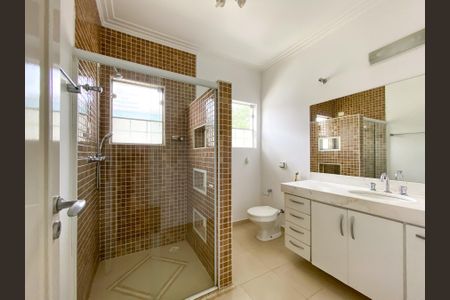 Casa à venda com 471m², 4 quartos e 3 vagasBanheiro Social