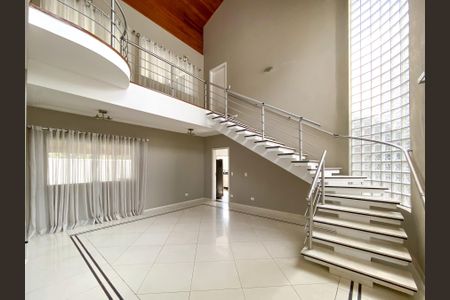 Casa à venda com 471m², 4 quartos e 3 vagasSala