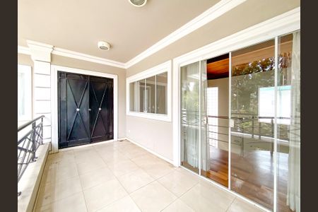 Casa à venda com 471m², 4 quartos e 3 vagasVaranda do corredor