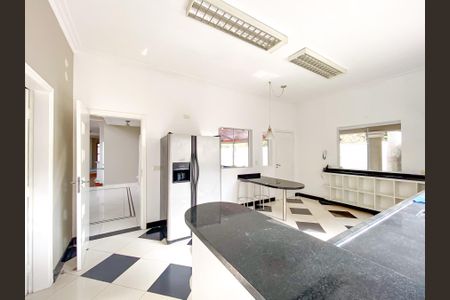 Casa à venda com 471m², 4 quartos e 3 vagasCozinha