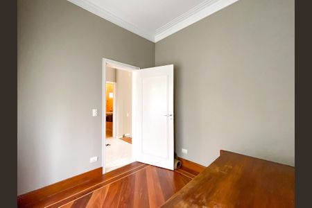 Casa à venda com 471m², 4 quartos e 3 vagasQuarto 3