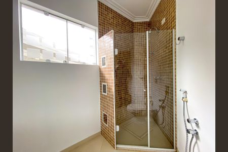 Casa à venda com 471m², 4 quartos e 3 vagasBanheiro da Suíte