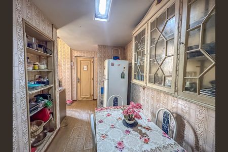 Apartamento à venda com 96m², 4 quartos e 1 vagaCozinha