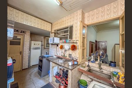 Apartamento à venda com 96m², 4 quartos e 1 vagaCozinha e Área de Serviço