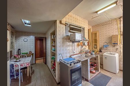 Apartamento à venda com 96m², 4 quartos e 1 vagaCozinha