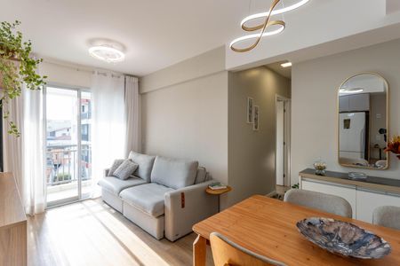 Apartamento à venda com 54m², 2 quartos e 1 vaga Apartamento à venda com 54m², 2 quartos e 1 vagaSala