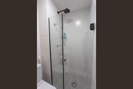 Apartamento à venda com 54m², 2 quartos e 1 vaga Apartamento à venda com 54m², 2 quartos e 1 vagaBanheiro social