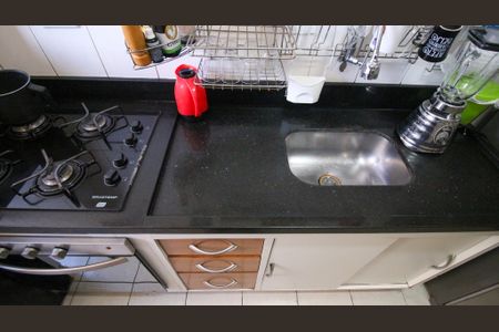 Apartamento à venda com 56m², 2 quartos e 1 vagaCozinha e Área de Serviço