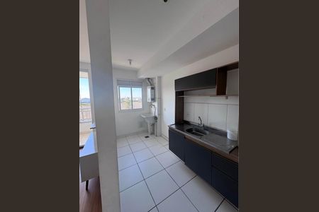 Cozinha de apartamento para alugar com 2 quartos, 54m² em Farrapos, Porto Alegre