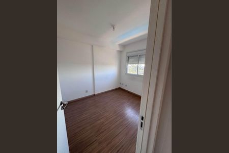 Quarto de apartamento para alugar com 2 quartos, 54m² em Farrapos, Porto Alegre