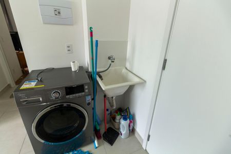 Apartamento à venda com 43m², 2 quartos e sem vaga Apartamento à venda com 43m², 2 quartos e sem vagaÁrea de Serviço