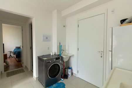 Apartamento à venda com 43m², 2 quartos e sem vaga Apartamento à venda com 43m², 2 quartos e sem vagaÁrea de Serviço