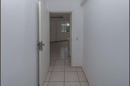 Apartamento para alugar com 150m², 2 quartos e 1 vagacorredor para a  suíte_2