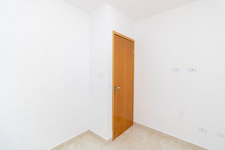 Quarto 2 de apartamento para alugar com 2 quartos, 41m² em Vila Constança, São Paulo