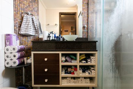 Apartamento à venda com 72m², 2 quartos e 2 vagasBanheiro Social