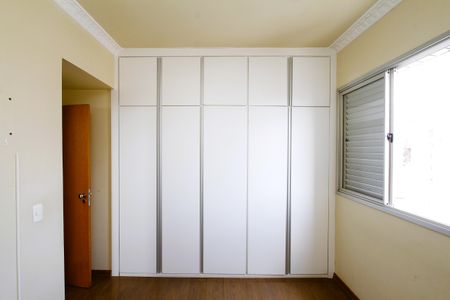 Apartamento à venda com 85m², 3 quartos e 2 vagasSuíte