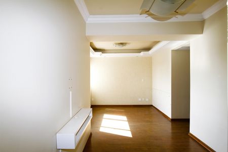 Sala de apartamento à venda com 3 quartos, 85m² em Buritis, Belo Horizonte