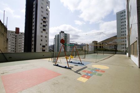 Apartamento à venda com 85m², 3 quartos e 2 vagasÁrea comum - Playground