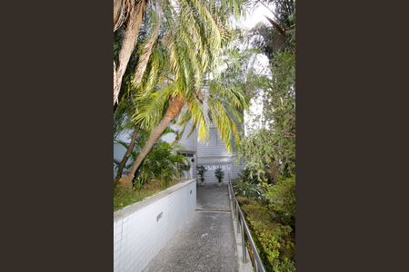 Apartamento à venda com 85m², 3 quartos e 2 vagasEntrada