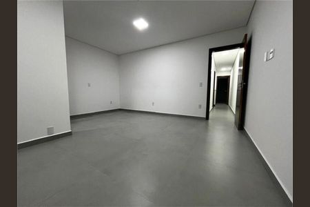 Casa à venda com 164m², 3 quartos e 4 vagas