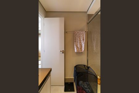 Banheiro da Suíte de apartamento para alugar com 1 quarto, 56m² em Bom Retiro, São Paulo