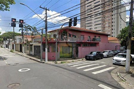 Casa à venda com 145m², 4 quartos e 2 vagas