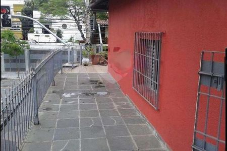 Casa à venda com 145m², 4 quartos e 2 vagas