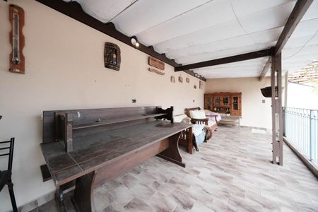 Casa à venda com 220m², 4 quartos e 3 vagasÁrea gourmet